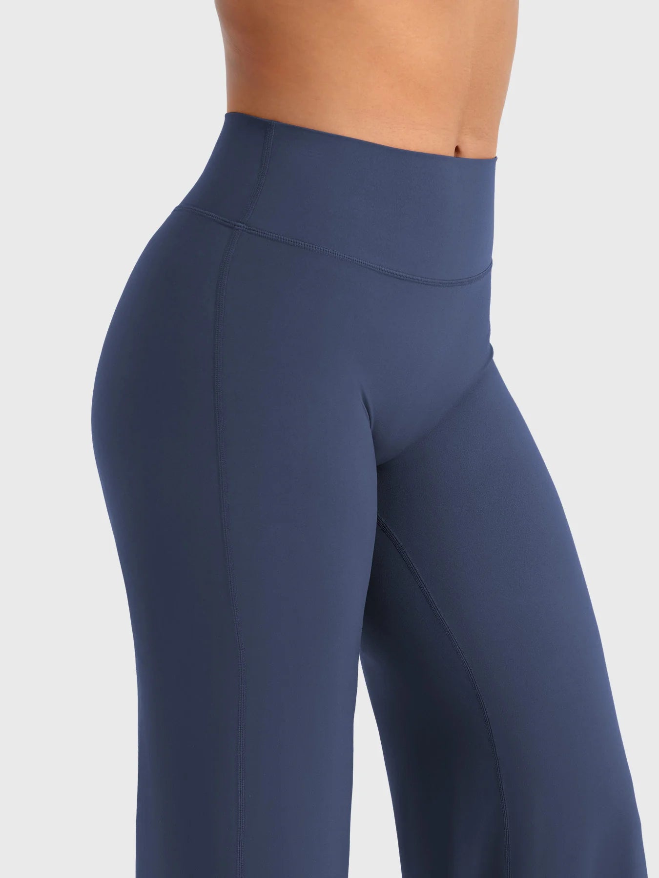 Seamless scrunch leggings close-up showing ruched seam butt lift detail